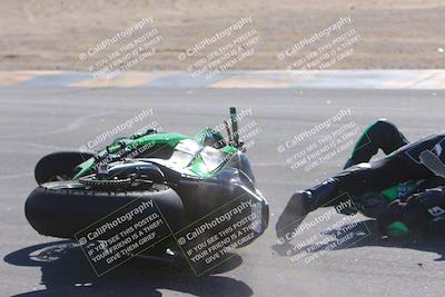 media/Dec-10-2023-SoCal Trackdays (Sun) [[0ce70f5433]]/Turn 9 Inside Set 1 (1115am)/